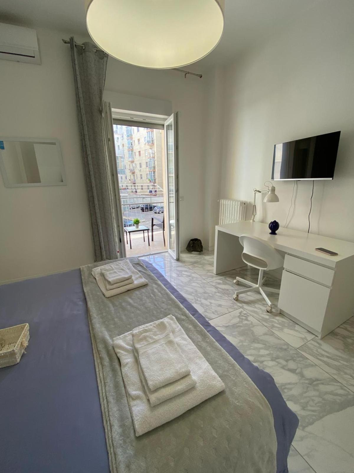 Ennio Rooms Бари Экстерьер фото